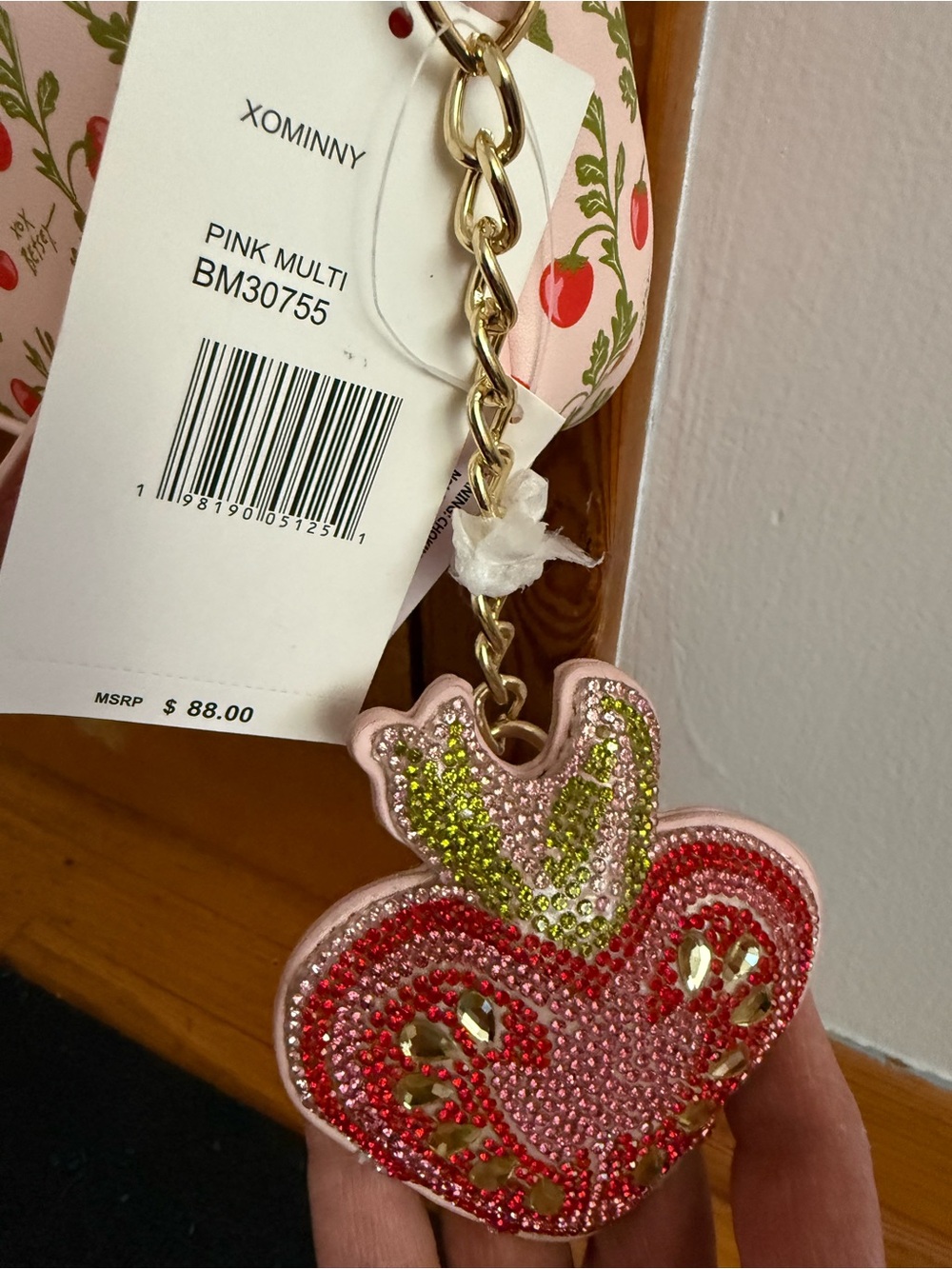 NWT Betsy Johnson tomato print mini Crossbody with purse charm - Picture 4 of 9
